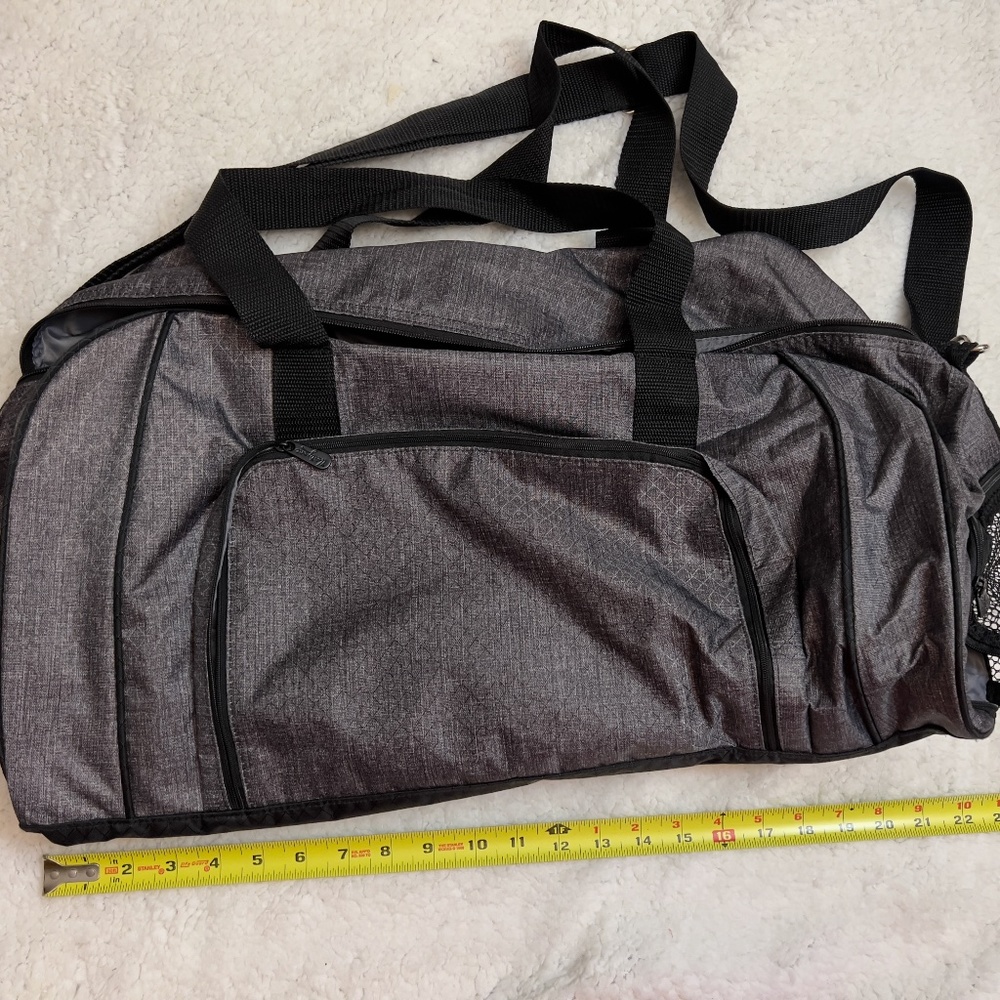 Thirty One Duffle Bag 2 of 2